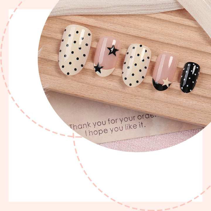 Chic Punkt- und Stern-Press-On-Nagelset Karnz