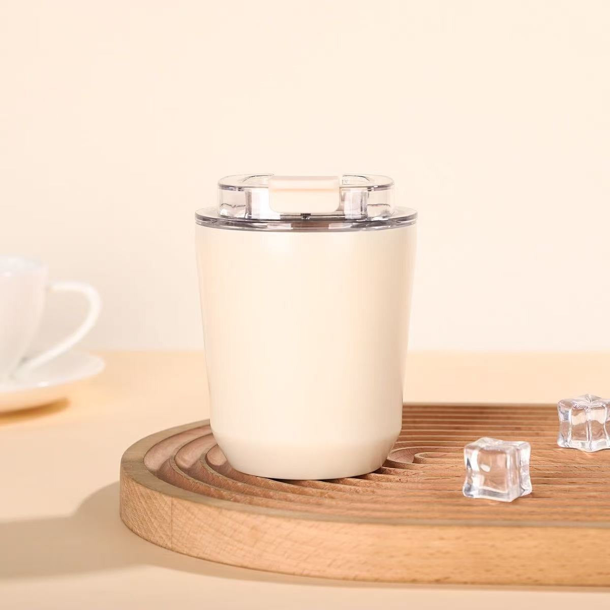 Damen Isolierte Kaffeetasse mit praktischem Drehverschluss Karnz