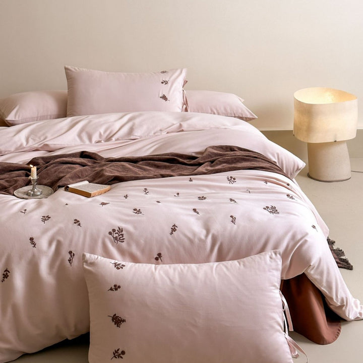 Bestickte Mini Floral Baumwoll-Satin Bettbezug Set mit Kissenbezügen