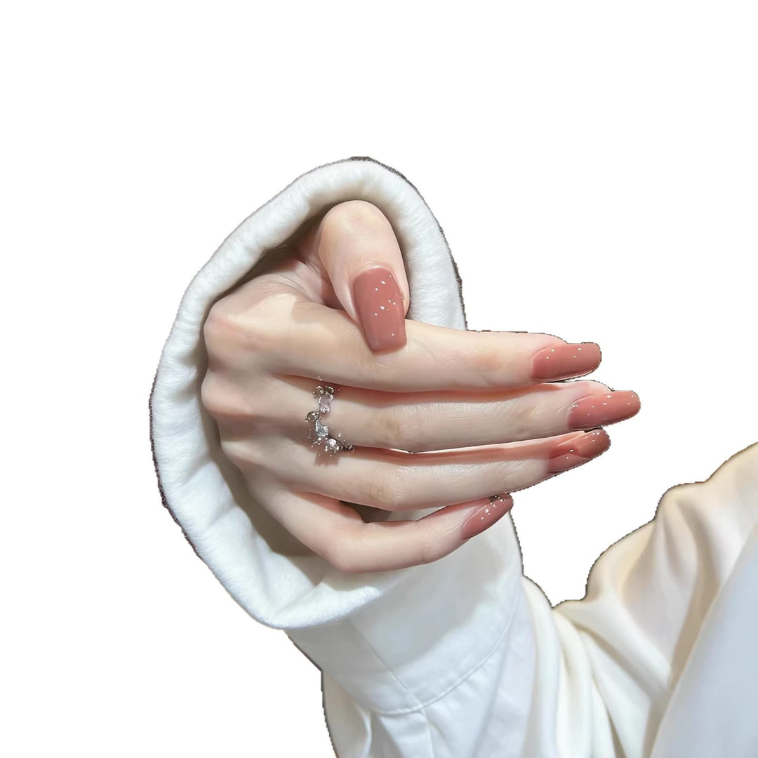Stylische Gel-Nagelverlängerungen