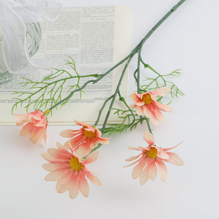 Künstlicher Blumenzweig mit leuchtenden Blüten und zarten Blättern Karnz