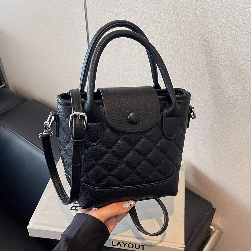 Gepolsterte Mini-Top-Handle-Handtasche Karnz