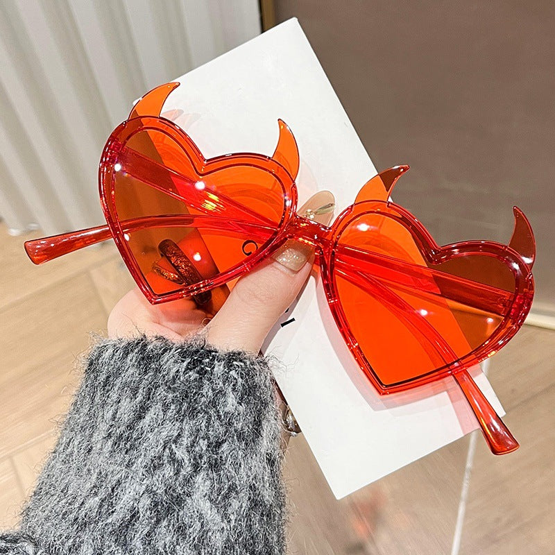 Damen kreative Herzform Sonnenbrille Karnz