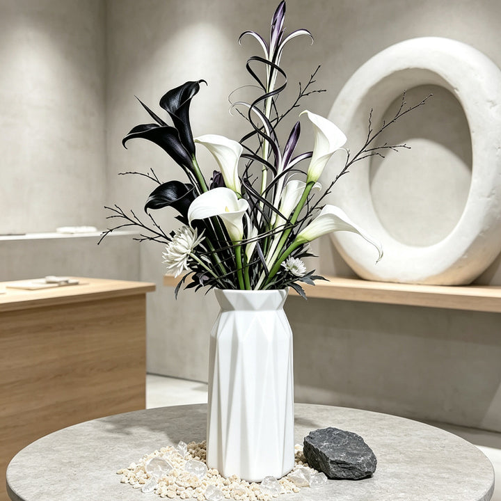 Elegante geometrische Vase Karnz