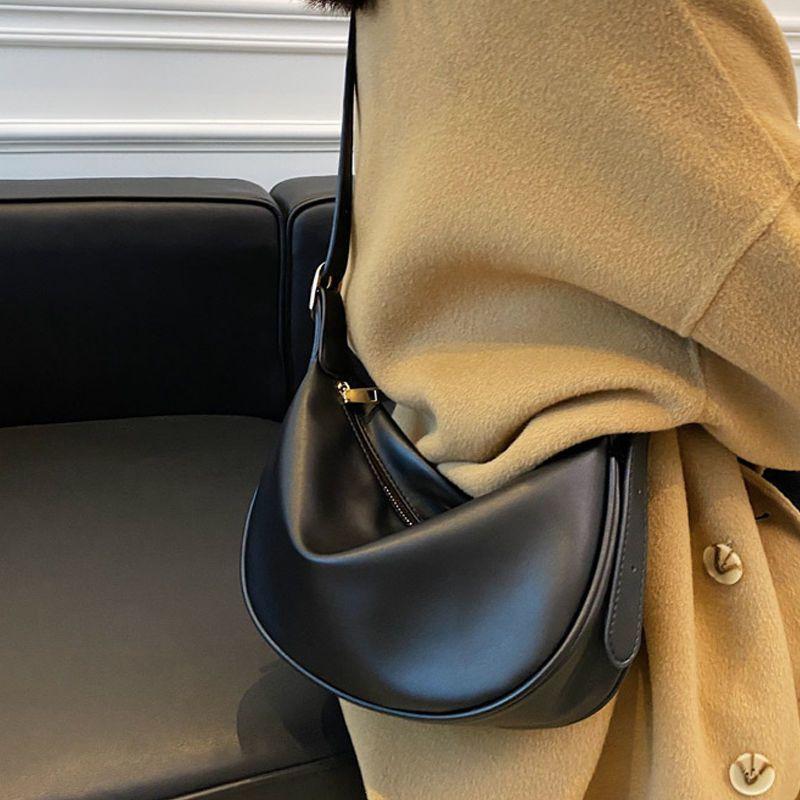 Minimalistische Strukturierte Schultertasche Karnz