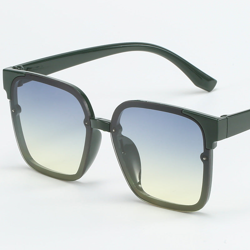 Damen moderne quadratische Sonnenbrille mit UV-Schutz und robustem Rahmen Karnz