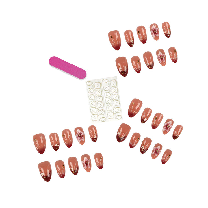 Kreatives Floral Verziertes Press-On Nagelset