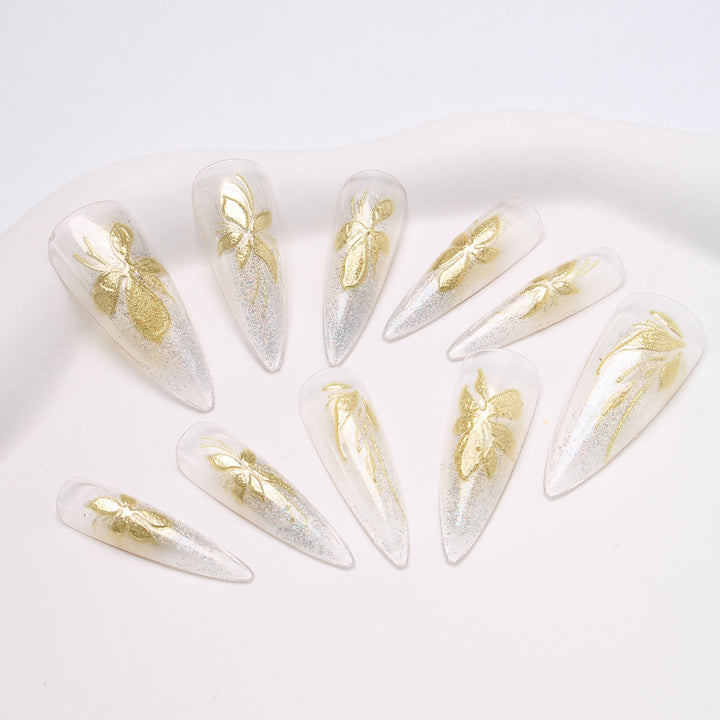 Blumeninspiriertes Press-On Nail Set Karnz
