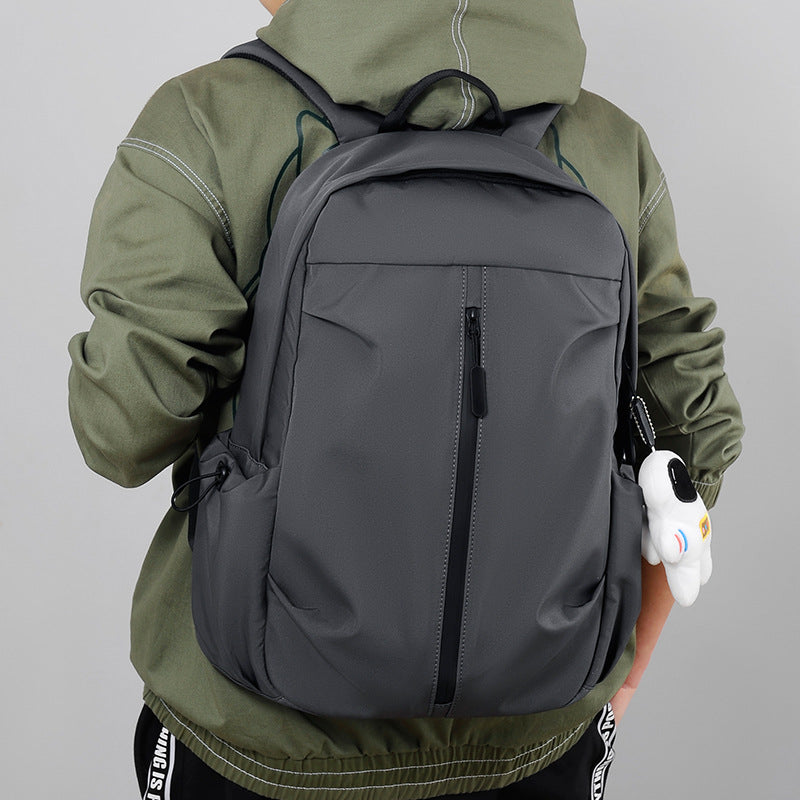Vielseitiger Rucksack mit mehreren Fächern Karnz