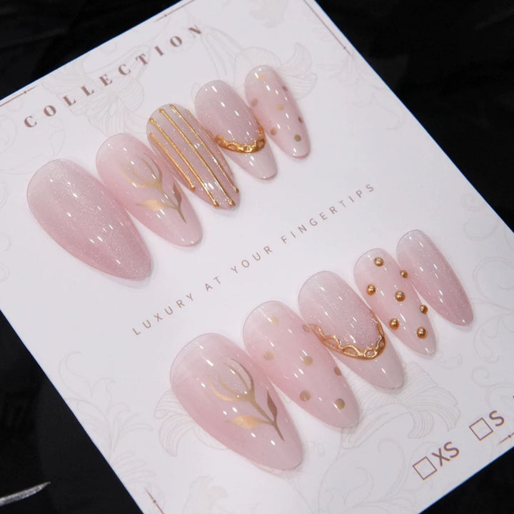 Luxus Press-On Nageldesign