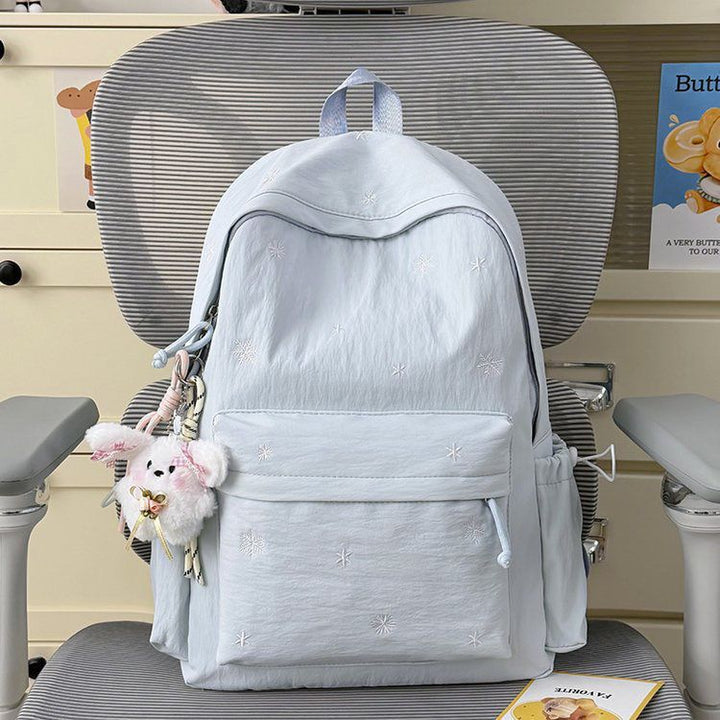 Verspielter Rucksack mit Feinen Stickereien Karnz