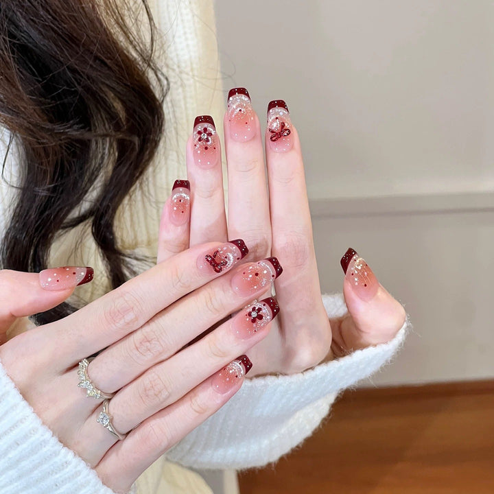 Elegante Nagelpflege Karnz