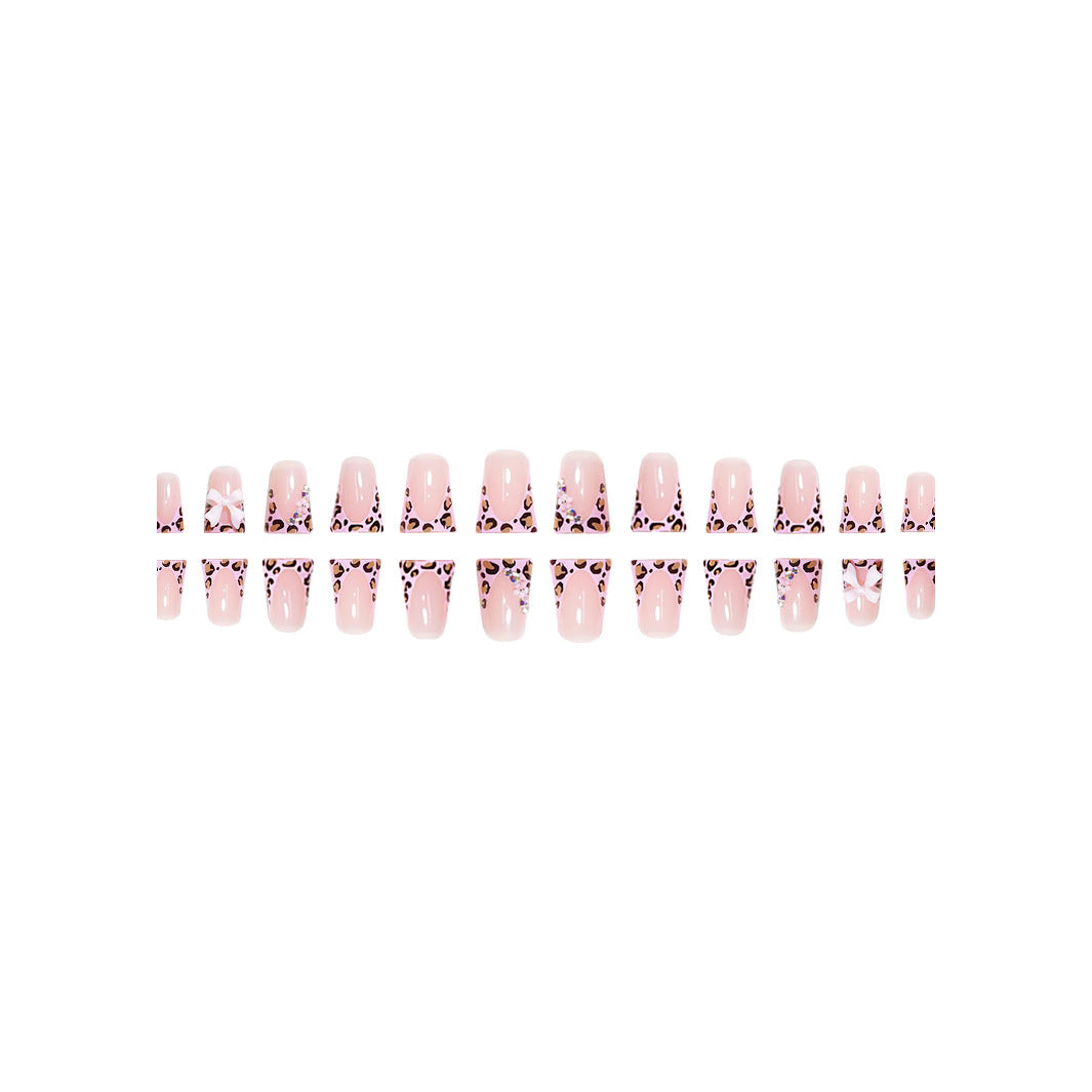 Trendige Tierprint Press-On Nagelset Karnz