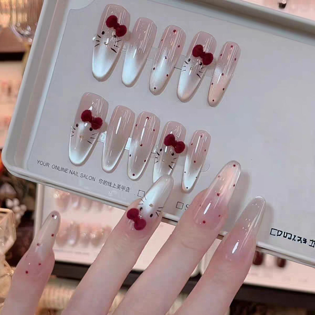 Dekorative Nagel Kunstverlängerungen Karnz