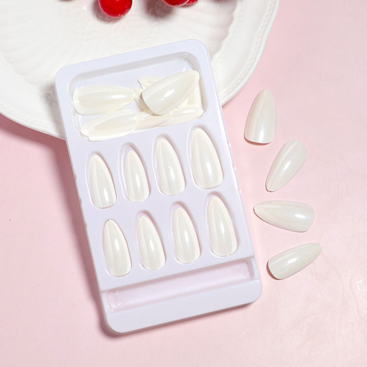 DIY natürliche Press-On Nagelspitzen Karnz