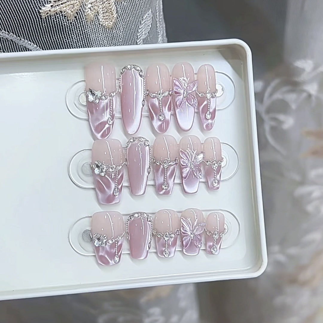 Luxuriöses floral-verziertes Press-On-Nagelset Karnz