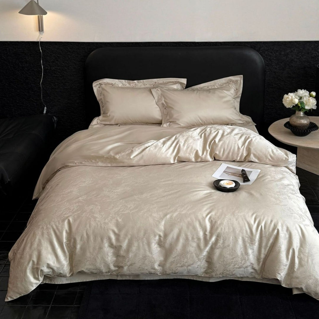 Luxuriöses Jacquard Bettbezug Set mit seidigen Satin Kissenbezügen