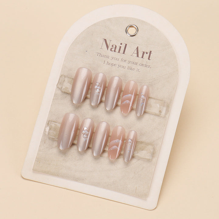 Glamouröses Press-On Nagelkunst-Set mit stylishen Edelstein-Akzenten Karnz