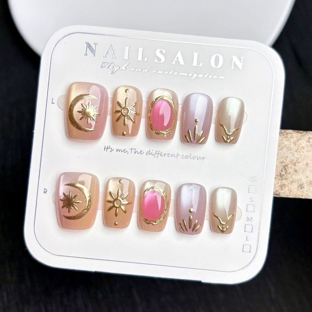 Extravagantes Nagelkunst Press-On Design Set