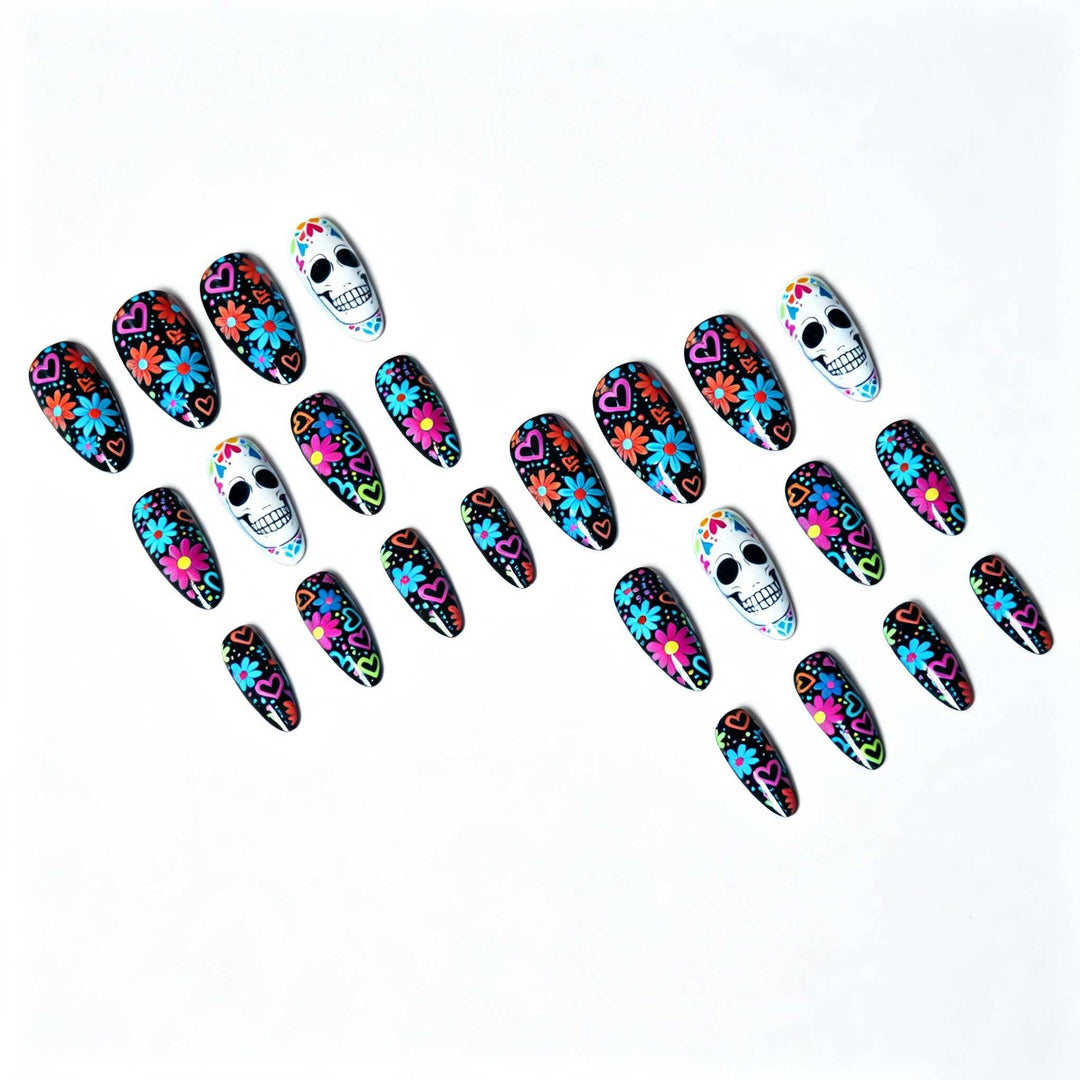 Künstlerisches Skull- und Blumen-Nagelkunst-Kit
