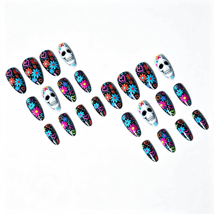 Künstlerisches Skull- und Blumen-Nagelkunst-Kit