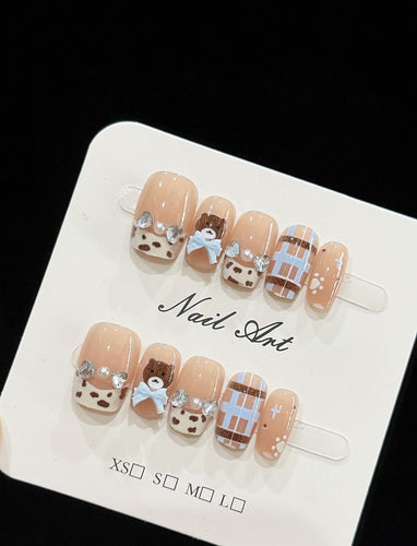 Artistisches Bären-Themen Press-On Nagelset Karnz