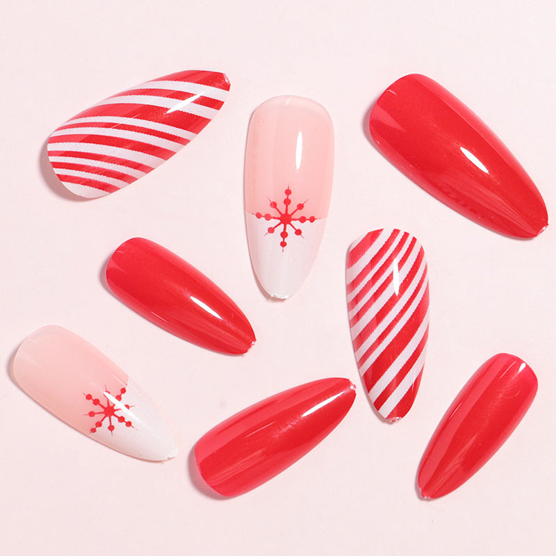 Dekoratives Press-On Nageldesign-Set Karnz