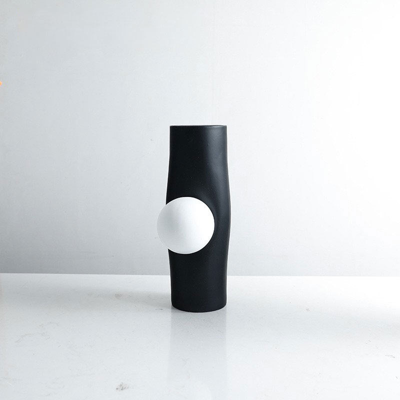Moderne abstrakte dekorative Skulptur