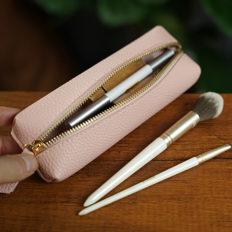 Elegantes Leder-Etui Karnz