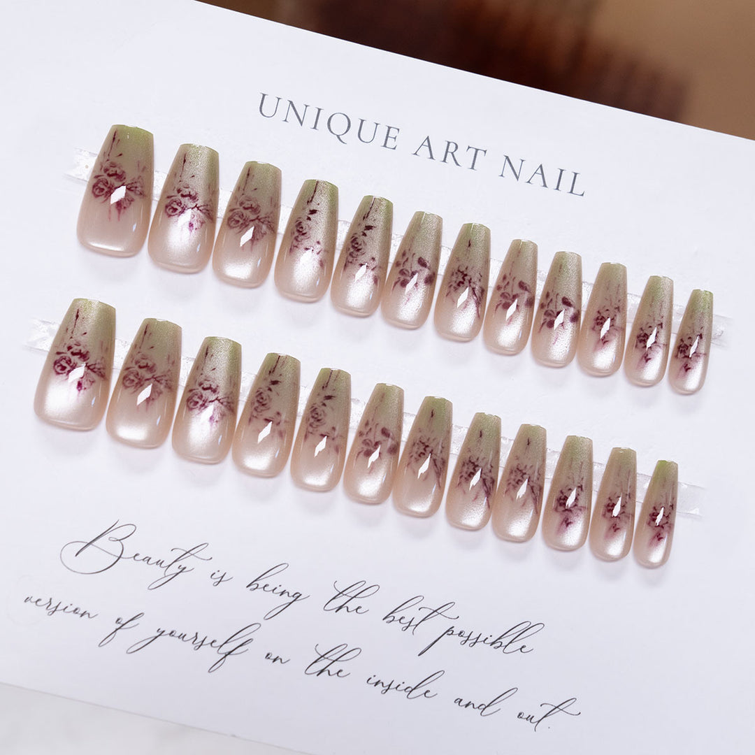 Künstlerische Nagelkunst Verlängerungen
