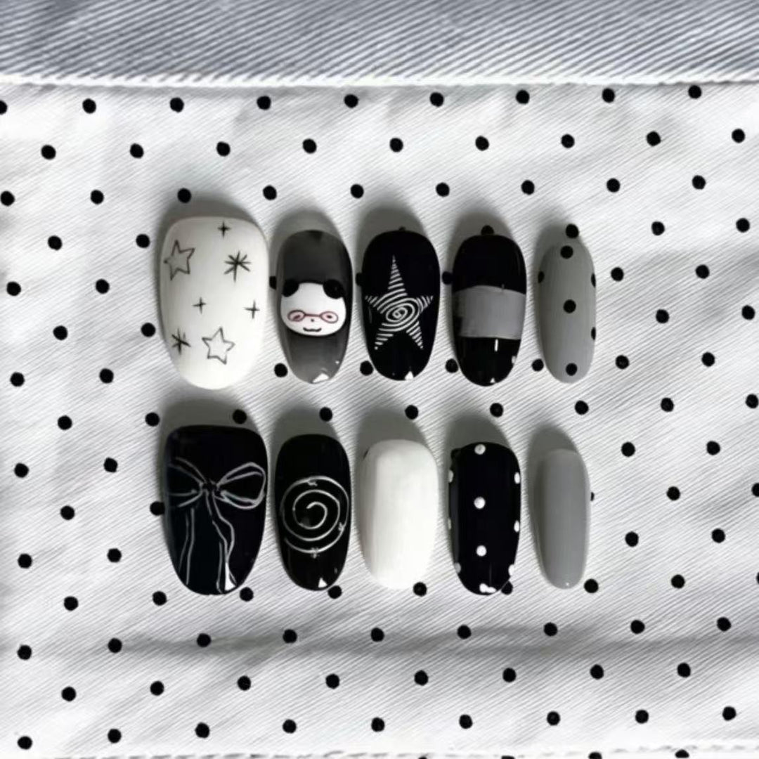 Künstlerische Themen Nageldesign Kollektion Karnz