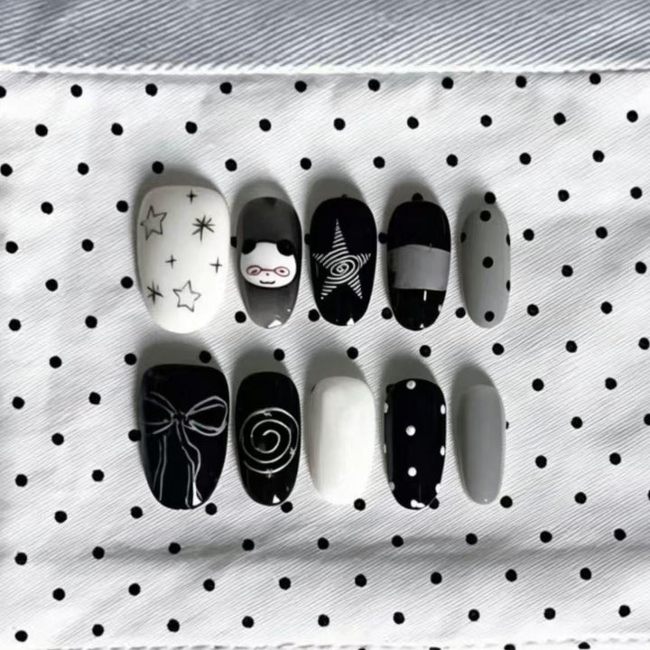 Künstlerische Themen Nageldesign Kollektion Karnz
