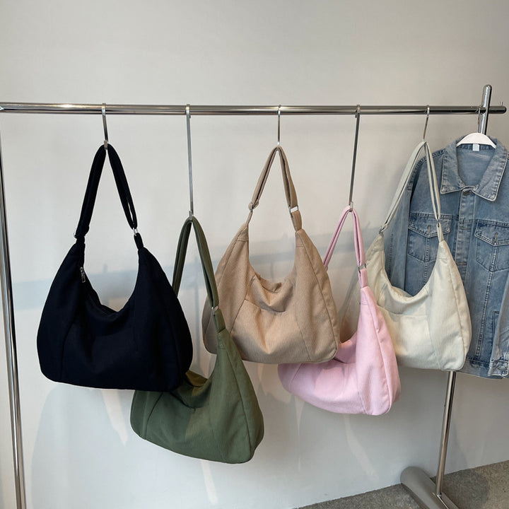 Textured Schultertasche Karnz