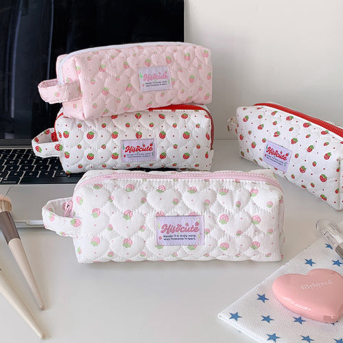 Gepolsterte Beeren-Themen Stiftetasche