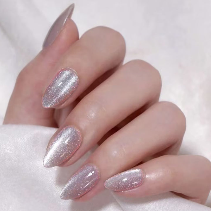 Elegante Glitzer-Nagelverlängerungen Karnz