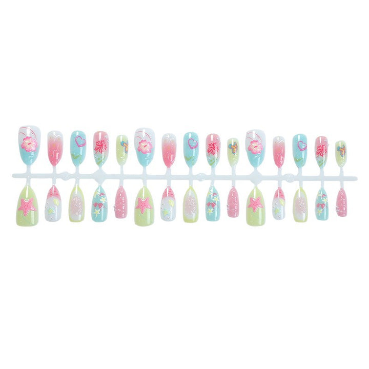 Romantisches Kuss-inspiriertes Press-On Nagelkunstset