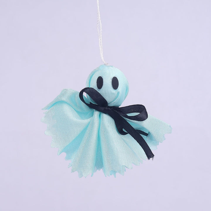 Dekorative Geisterfigur aus Satin