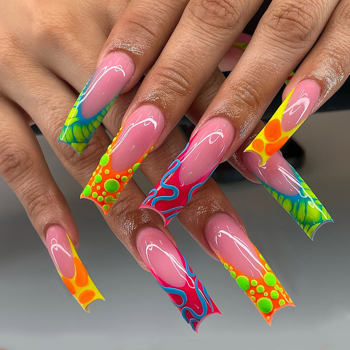 Glamouröse 3D Lange Stiletto Press-On Nägel Karnz