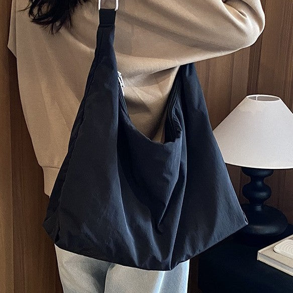 Weicher Stoff Lässiger Schultertasche