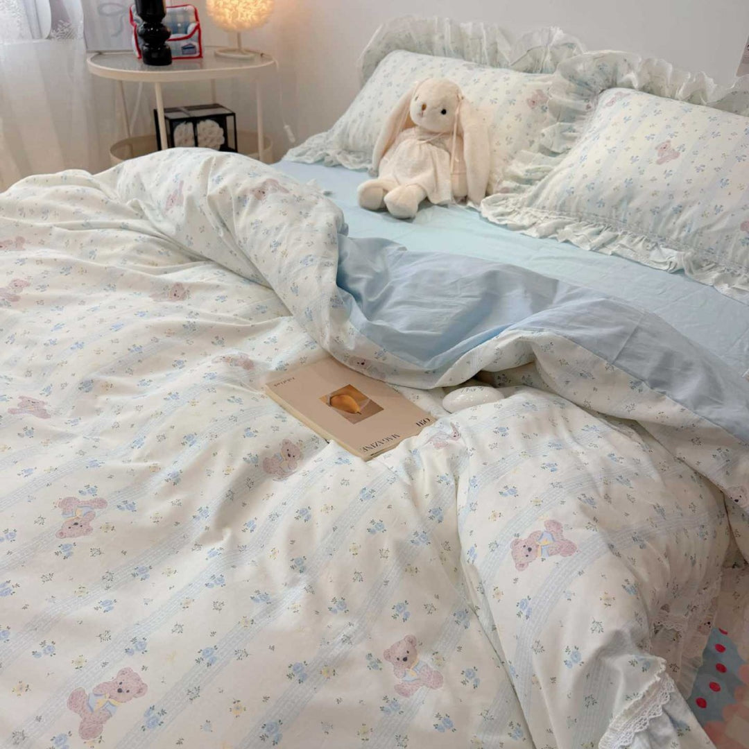 Rüschendes Teddy-Muster Baumwollsatin Bettdeckenbezug-Set mit wendbarem Blatt und Spitzeneinfassung Kissenbezüge