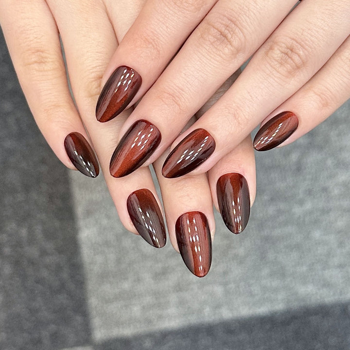 Glänzendes Press-On Nagelkunst Set