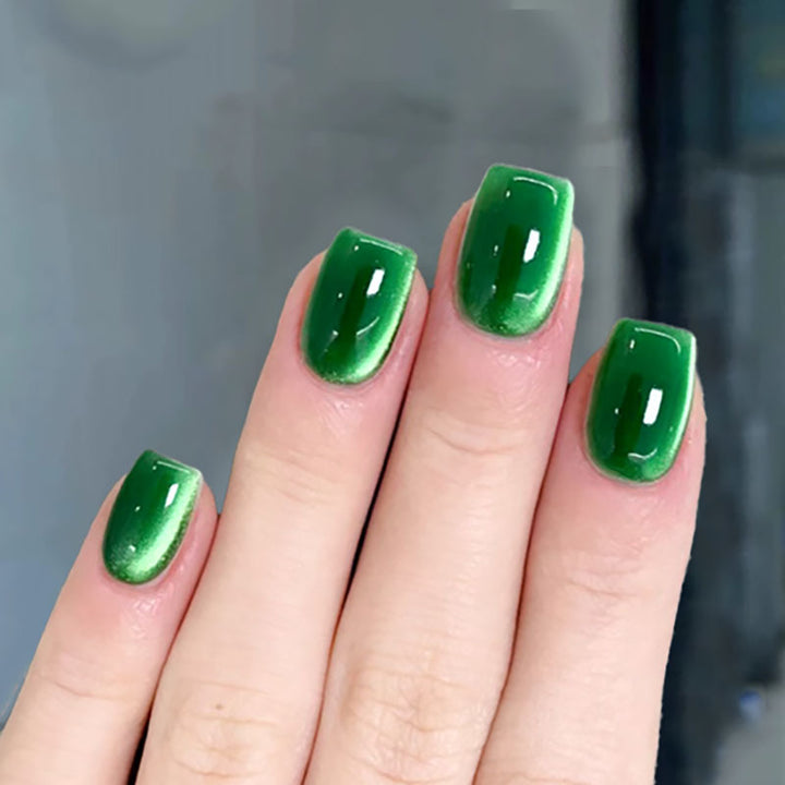 Glänzende Ombre-Nagelkunst