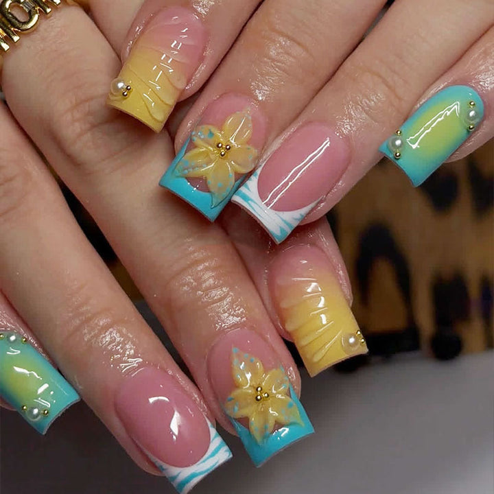Hochwertiges florales Design Press-On Nagelset Karnz