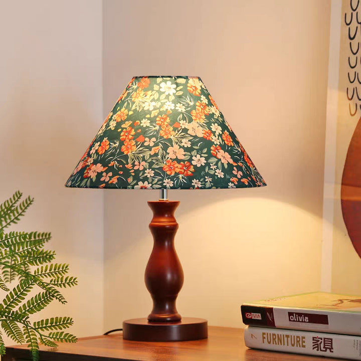 Minimalistische dekorative Tischlampe