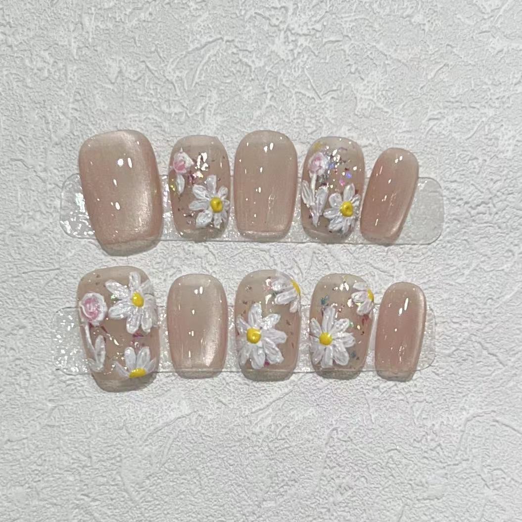 Blumeninspiriertes Press-On Nagelkunstset Karnz