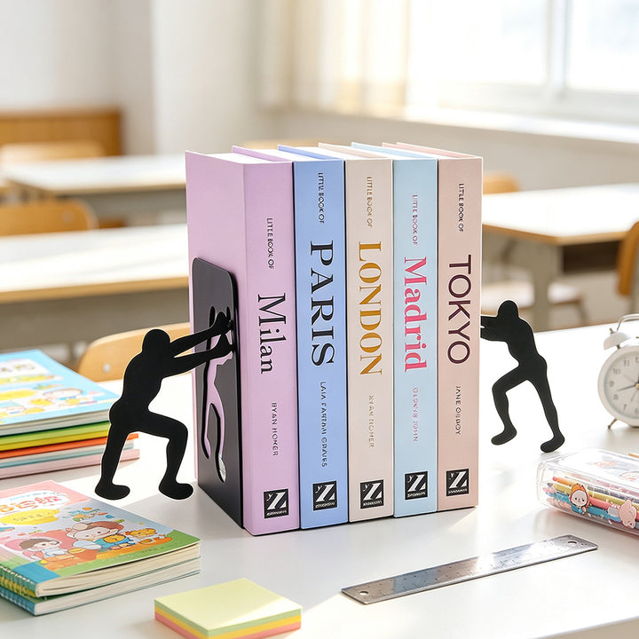 Künstlerische Kletterfigur Buchstützen