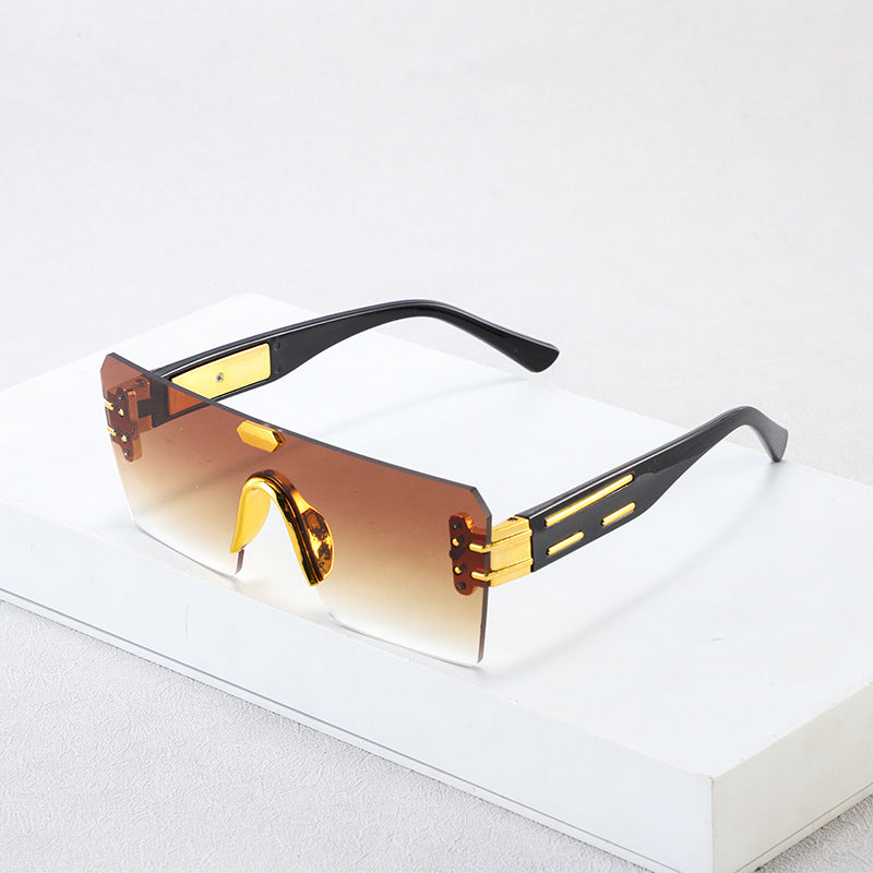 Damen futuristische Fashion-Sonnenbrille Karnz