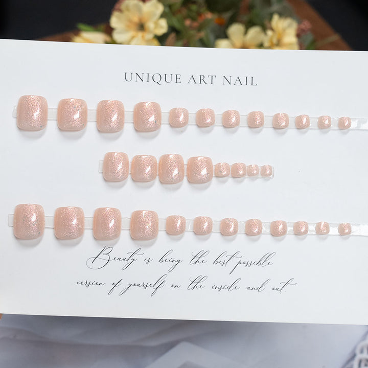 Glitzerndes Gel-Nagelkunst