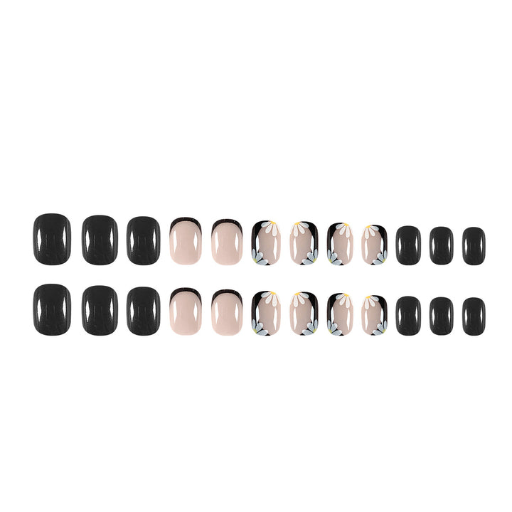 Elegante und kreative Nail Art Karnz
