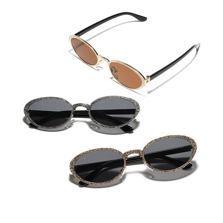 Damen Glamouröse Sonnenbrille mit funkelnder Rahmenverzierung Karnz